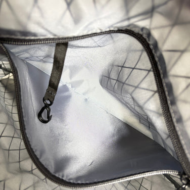 【OneSize ホワイト系】 Mountain Hardwear ( マウンテンハードウェア ) アフター シックス トート After Six Tote ナイロン バッグ ストレージ ショルダーバッグ z00054874  ショルダーバッグ バッグ ストレージ