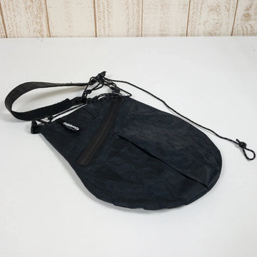 【OneSize ブラック系】 mikikurota（ミキクロタ） ポケット パック ポーチ Pocket Pack Pouch DCF ( ダイニーマ・コンポジット・ファブリック / キューベンファイバー ) クーリエバッグ ショルダーバッグ メッセンジャーバッ - 【公式】2ndGEAR（セカンドギア）Webショップ【登山用品・アウトドア用品専門 買取販売店】