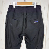 2017 Patagonia Happy Hike Studio 女款小号裤，黑色。涤纶软壳裤 (z00055705)。