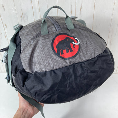 【OneSize グレー系】 Mammut ( マムート ) カーゴ ライト 40 Cargo Light 40 チタニウム バッグ ストレージ ダッフルバッグ ボストンバッグ z00058974 チタニウム ダッフルバッグ ボストンバッグ バッグ ストレージ