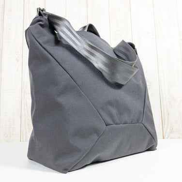 【OneSize グレー系】 Mystery Ranch ( ミステリーランチ ) ビンドル Bindle ポリエステル シャドー クーリエバッグ ショルダーバッグ メッセンジャーバッグ バッグ ストレージ - 【公式】2ndGEAR（セカンドギア）Webショップ【登山用品・アウトドア用品専門 買取販売店】