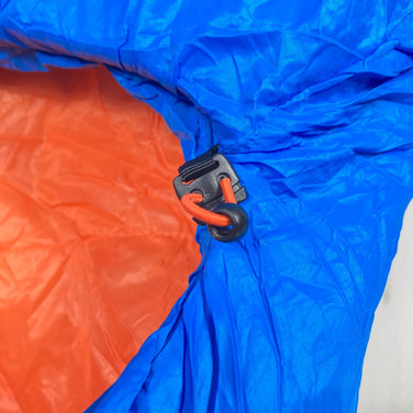 Omm Mountain Raid 160 聚酯纤维睡袋系统，蓝色，采用 PrimaLoft Gold 保暖材料（产品代码：z00053973）。