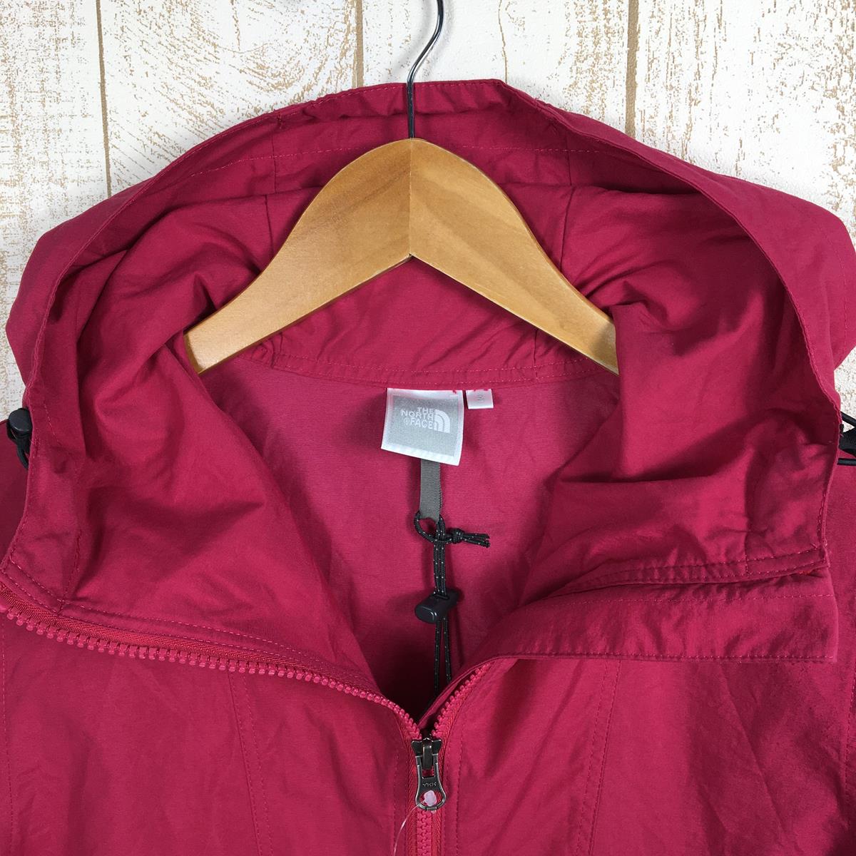 【Women's S ピンク系】 The North Face ( ザ・ノースフェイス ) コンパクト ジャケット Compact Jacket ウィンドシェル フーディ NPW21230 Asian Women's  ウィンドシェル アウター ジャケット トップス