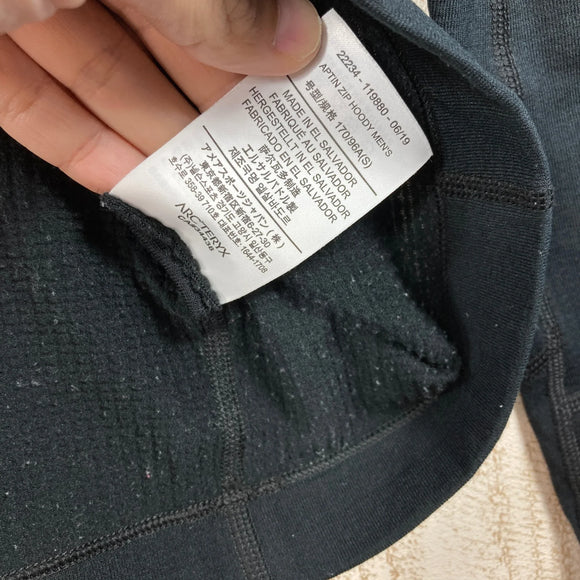 【Men's S ブラック系】 Arcteryx ( アークテリクス ) アプティン ジップ フーディ Aptin Zip Hoody ポリエステル 22234 Men's フリース アウター ジャケット トップス ウェア - 【公式】2ndGEAR（セカンドギア）Webショップ【登山用品・アウトドア用品専門 買取販売店】