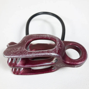 【OneSize ワインレッド系】 Black Diamond ( ブラックダイヤモンド ) エーティーシー ガイド Atc Guide ビレイデバイス - 【公式】2ndGEAR（セカンドギア）Webショップ【登山用品・アウトドア用品専門 買取販売店】