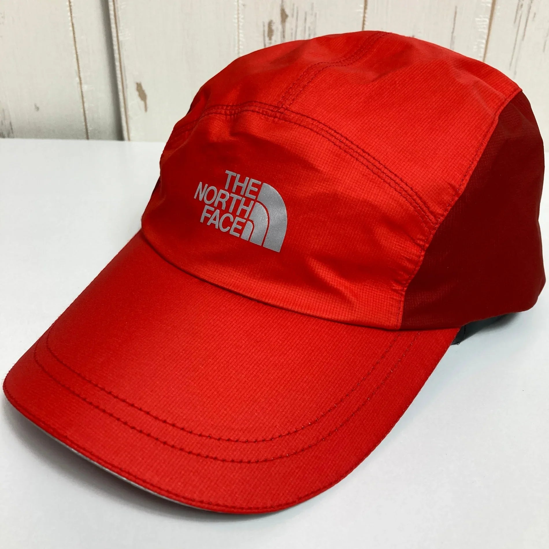 【Unisex OneSize レッド系】 The North Face ( ザ・ノースフェイス ) GTX フライト キャップ GTX Flight Cap ナイロン ウェア ウェア小物 ヘッドウェア キャップ GORE-TEX ( ゴアテックス ) z00052331 キ - 【公式】2ndGEAR（セカンドギア）Webショップ【登山用品・アウトドア用品専門 買取販売店】