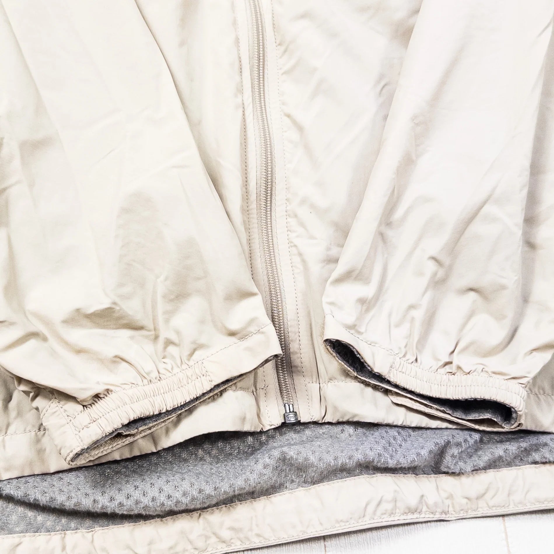 【Women's M アイボリー系】 Montbell ( モンベル ) ライトシェル パーカ Light Shell Parka ナイロン ウェア トップス アウター ジャケット ウィンドシェル z00052684 ウィンドシェル アウター ジャケット トップス ウェ - 【公式】2ndGEAR（セカンドギア）Webショップ【登山用品・アウトドア用品専門 買取販売店】