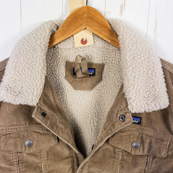 【Men's S ベージュ系】 2019 Patagonia ( パタゴニア ) パイル ラインド トラッカー ジャケット Pile Lined Trucker Jacket MJVK 生産終了モデル 入手困難 コーデュロイ オーガニックコットン ウェア トップス