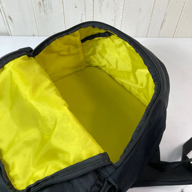 One Size Black Jackwolfskin UR Divide Commuter Daypack, Nylon Storage Backpack, Capacity up to 29L (z00054623)