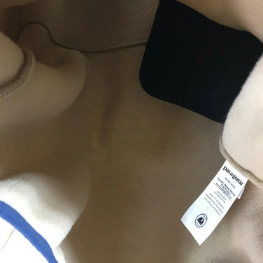 【Men's S ベージュ系】 Patagonia ( パタゴニア ) ライトウェイト シンチラ スナップt プルオーバー Lightweight Synchilla Snap-T Fleece Pullover フリース ジャケット ファンホッグ×エルキャップカー - 【公式】2ndGEAR（セカンドギア）Webショップ【登山用品・アウトドア用品専門 買取販売店】