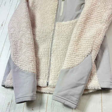 Montbell ClimAir 女款中号粉色夹克。涤纶抓绒外套 (z00053548)。