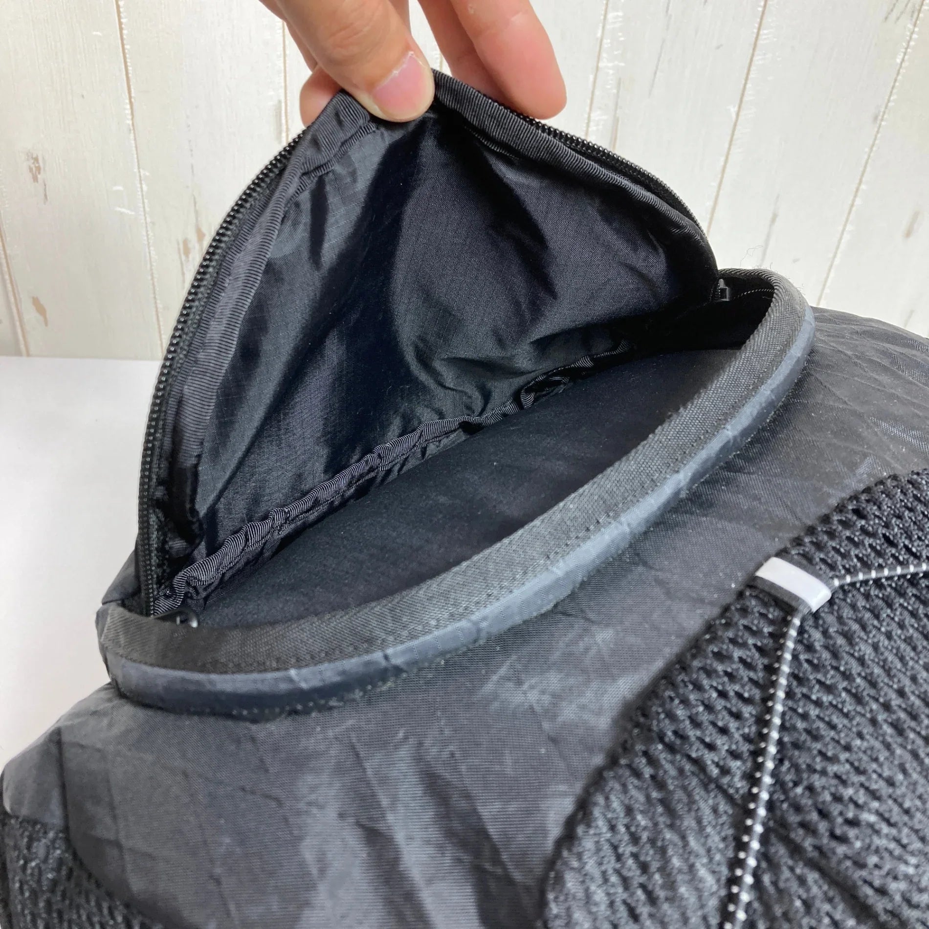 【OneSize ブラック系】 Mountain Rover（マウンテンローバー） デイパック DayPack ナイロン バッグ ストレージ バックパック デイパック 容量【～29L】 X-Pac VX21 ( エックスパック VX21 ) z00052619 デ - 【公式】2ndGEAR（セカンドギア）Webショップ【登山用品・アウトドア用品専門 買取販売店】