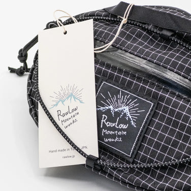 【OneSize ブラック系】 Rawlow Mountain Works ( ロウロウマウンテンワークス ) ナッツミニスペクトラ Nuts Mini SPECTRA ナイロン バッグ ストレージ サコッシュポーチ z00052120 サコッシュポーチ バッグ - 【公式】2ndGEAR（セカンドギア）Webショップ【登山用品・アウトドア用品専門 買取販売店】