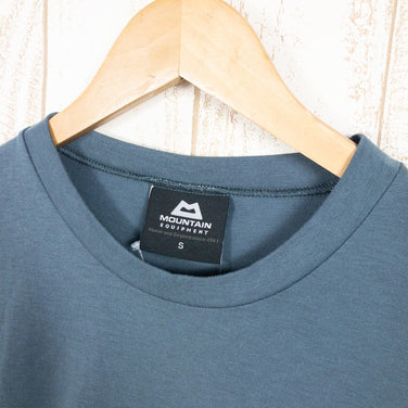 【Men's S チャコール系】 Mountain Equipment ( マウンテンイクイップメント ) ポケット ティー Pocket Tee ポリエステル 425771 Men's 化繊 ショートスリーブTシャツ クルーネック インナー シャツ トップス ウェ - 【公式】2ndGEAR（セカンドギア）Webショップ【登山用品・アウトドア用品専門 買取販売店】
