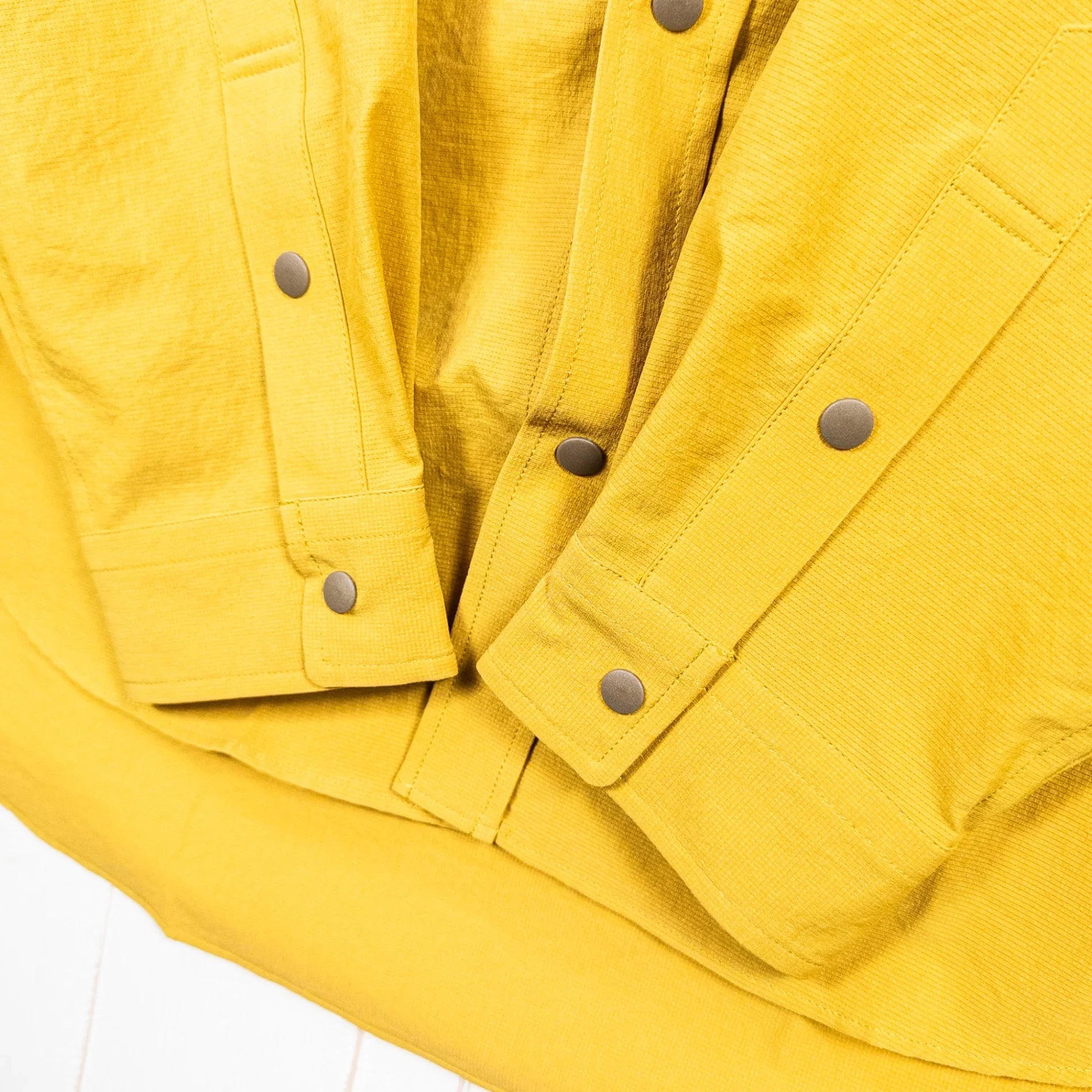 【Men's L イエロー系】 Ridge Mountain Gear ( リッジマウンテンギア ) フーデッド ロングスリーブ シャツ Hooded Long Sleeve Shirt Rustic Mustard ポリエステル ウェア トップス インナー シャツ - 【公式】2ndGEAR（セカンドギア）Webショップ【登山用品・アウトドア用品専門 買取販売店】