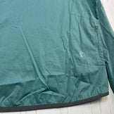 Teton Bros Men's Wind River Hoody, Size M, Green. Nylon outerwear jacket with windshell construction. Product code: z00054408.