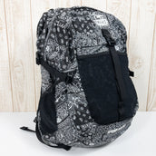 【OneSize ブラック系】 Chums ( チャムス ) スプリング デール 25 II Spring Dale 25 II PW Bandana ポリエステル バッグ ストレージ バックパック デイパック 容量【～29L】 z00050658 PW Banda - 【公式】2ndGEAR（セカンドギア）Webショップ【登山用品・アウトドア用品専門 買取販売店】