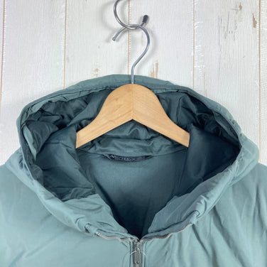 Arcteryx Proton AR 男式 M 绿色连帽合成羽绒服，带合成隔热材料（z00053004）