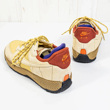 Nike Air Force 1 Wild 女款 24.5 厘米米色小麦金色 (z00053162)