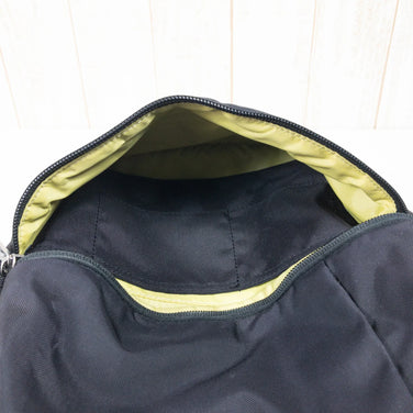 【OneSize ブラック系】 Arcteryx ( アークテリクス ) ミストラル 8 Mistral 8 ショルダーバッグ メッセンジャーバッグ クーリエバッグ ロールトップ 生産終了モデル 入手困難 6779 ショルダーバッグ バッグ ストレージ - 【公式】2ndGEAR（セカンドギア）Webショップ【登山用品・アウトドア用品専門 買取販売店】