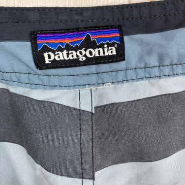 【Men's 33 ネイビー系】 Patagonia ( パタゴニア ) ウェーブフェアラー ボードショーツ 19インチ Wavefarer Board Shorts 19in. ナイロン ウェア ボトムス ショーツ ショートパンツ  z00059910   ショーツ