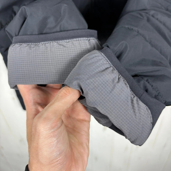 【Men's S ブラック系】 Eddie Bauer ( エディーバウアー ) ファーストアッセント インサレーションジャケット First Ascent Insulation Jacket 化繊ダウン ウェア トップス アウター ジャケット ダウンインサレーショ