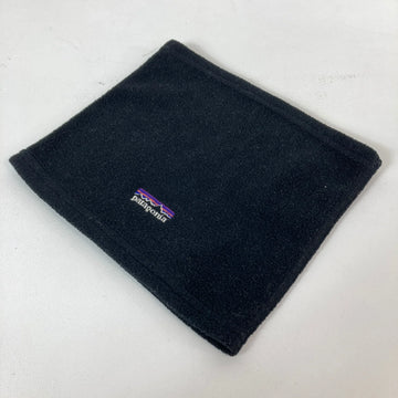 【Unisex L ブラック系】 2001 Patagonia ( パタゴニア ) シンチラ ネックゲイター 入手困難 旧ロゴ 刺繍ロゴ フリース ウェア ウェア小物 ネックウェア ネックゲイター ネックウォーマー z00056503  ネックゲイター ネックウォーマ