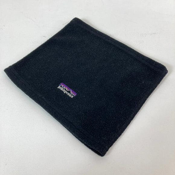 【Unisex L ブラック系】 2001 Patagonia ( パタゴニア ) シンチラ ネックゲイター 入手困難 旧ロゴ 刺繍ロゴ フリース ウェア ウェア小物 ネックウェア ネックゲイター ネックウォーマー z00056503  ネックゲイター ネックウォーマ