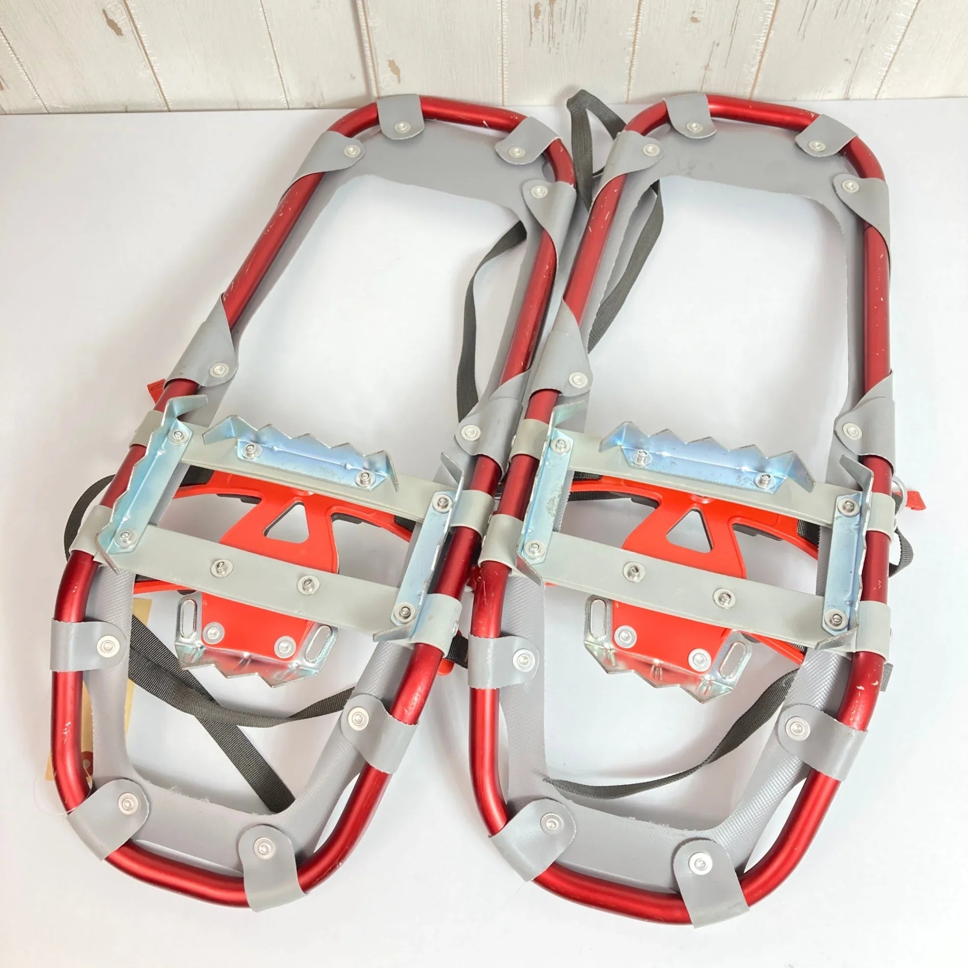 【OneSize レッド系】 Montbell ( モンベル ) アルパインスノーポン アルミ ウィンターギア スノーシュー z00052501 スノーシュー ウィンターギア - 【公式】2ndGEAR（セカンドギア）Webショップ【登山用品・アウトドア用品専門 買取販売店】