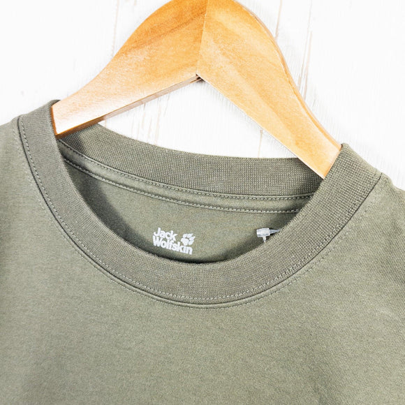 【Unisex M グリーン系】 Jackwolfskin ( ジャックウルフスキン ) ジェーピー アーバン スヌーザー ティー JP URBAN SNOOZER T ポリエステル ウェア トップス インナー シャツ ショートスリーブTシャツ クルーネック コットン - 【公式】2ndGEAR（セカンドギア）Webショップ【登山用品・アウトドア用品専門 買取販売店】