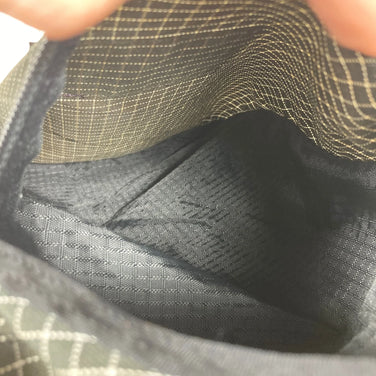 One Size Black 1997 Gregory Classic Daypack 26L Spectra Nylon with Silver Tag (Old Tag) Hard to Find Nylon Storage Backpack Capacity: 30L-54L