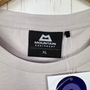 【Men's XL ベージュ系】 Mountain Equipment ( マウンテンイクイップメント ) ブリットポップ ティー オニヤンマ Britpop Tee Oniyanma 425773 CLOUD z00056026 CLOUD 化繊 ショートスリーブT-2