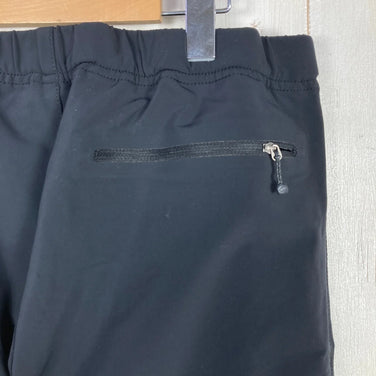 The North Face VERB 长裤，男士中号，黑色，尼龙，软壳长裤 (z00054538)。