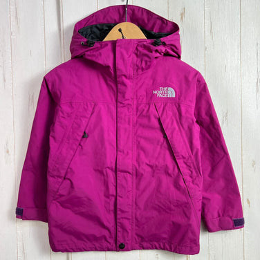 The North Face Scoop Jacket, size 120, purple, kids' size. This nylon hardshell jacket is a perfect outerwear top. Product code: z00054219.