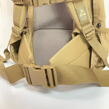 均码米色Mystery Ranch Sweet Pea Coyote尼龙收纳背包，容量30L-54L（z00052720）