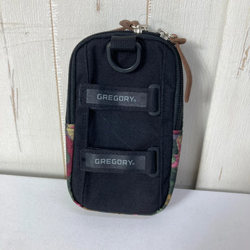 【OneSize グリーン系】 Gregory ( グレゴリー ) パデッド ケース M Padded Case M ガーデンタペストリー ナイロン バッグ ストレージ 外付けポーチ z00061465 ガーデンタペストリー 外付けポーチ バッグ ストレージ - 0
