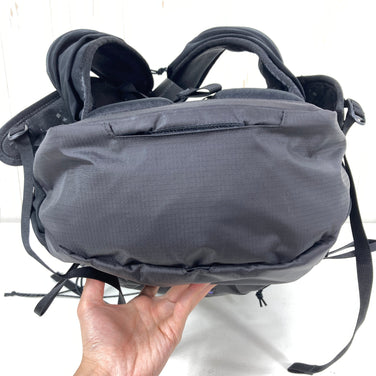 【Unisex S ブラック系】 2025 Patagonia ( パタゴニア ) テラヴィア パック 28L Terravia Pack 28L ナイロン バッグ ストレージ バックパック デイパック 容量【～29L】 z00058729  デイパック 容量【～29
