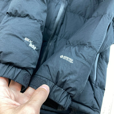 【Men's S ブラック系】 Montbell ( モンベル ) パーマフロスト ライトダウンパーカ ダウン ウェア トップス アウター ジャケット ダウンインサレーション GORE-TEX Windstopper ( ゴアテックス・ウィンドストッパー ) z00 - 【公式】2ndGEAR（セカンドギア）Webショップ【登山用品・アウトドア用品専門 買取販売店】