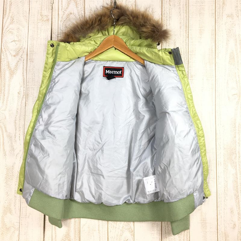 【Women's M グリーン系】 Marmot ( マーモット ) クラシコ ダウン ジャケット Classico Down Jacket フーディ パーカ ラクーンファー フード着脱可能 MJD-8175W Asian Women's  ダウンインサレーション アウ