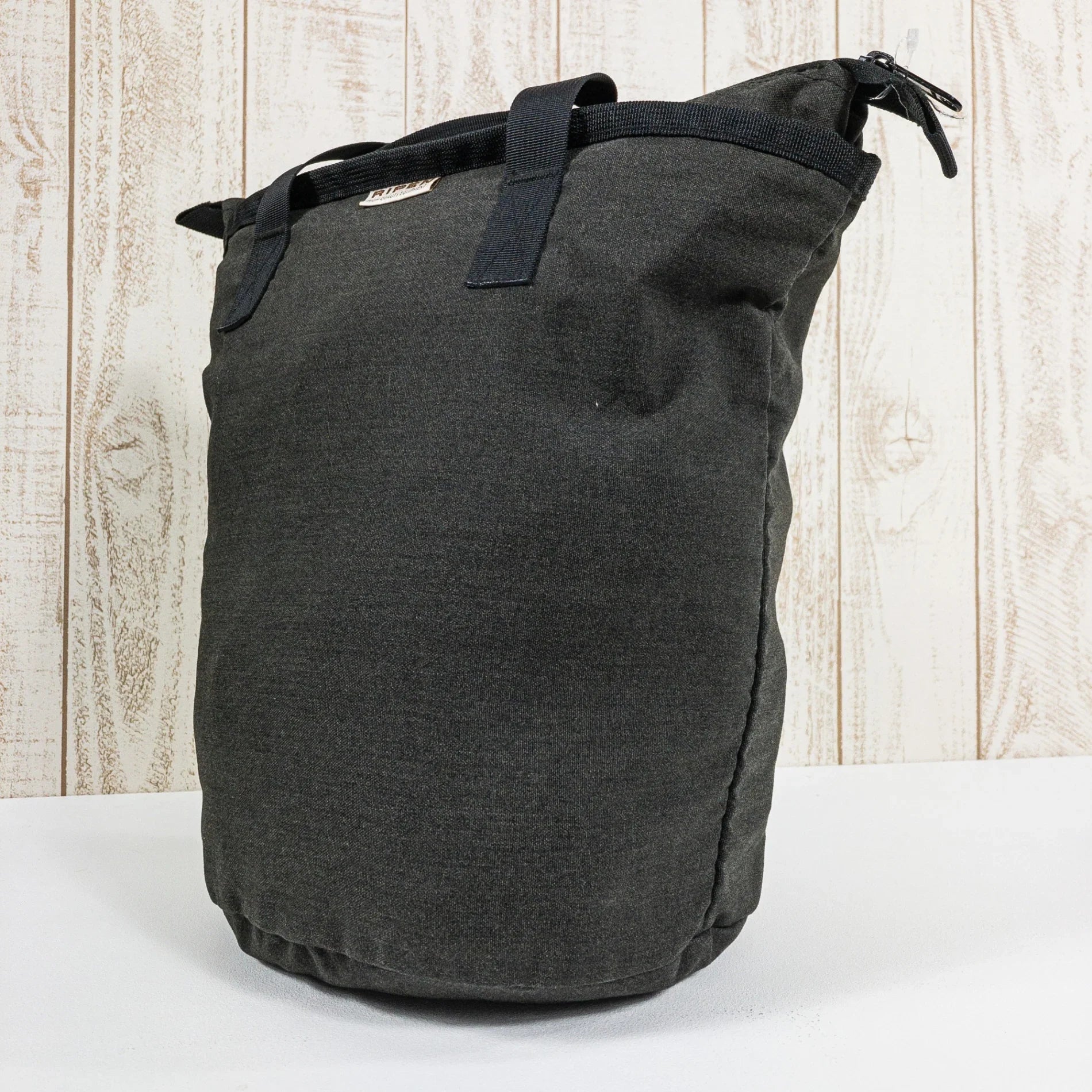 【OneSize ブラック系】 Arai Tent Ripen ( アライテント ライペン ) ガチャ・キャリー バッグ ストレージ トートバッグ z00050925 トートバッグ バッグ ストレージ - 【公式】2ndGEAR（セカンドギア）Webショップ【登山用品・アウトドア用品専門 買取販売店】