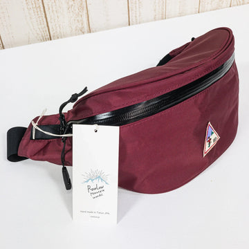 【Unisex OneSize レッド系】 Rawlow Mountain Works ( ロウロウマウンテンワークス ) ピステン パック （ボーゲンエディション）Pisten Pack（BOGEN edition） Red Been ボーゲン コラボ ナイロン バッグ スト - 【公式】2ndGEAR（セカンドギア）Webショップ【登山用品・アウトドア用品専門 買取販売店】