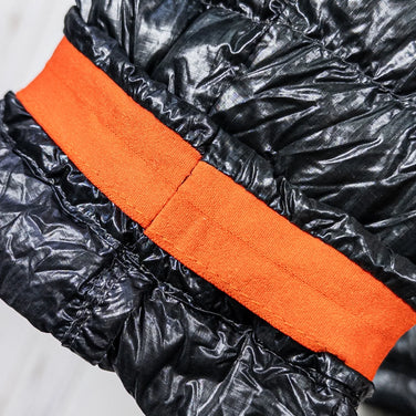 Mountain Hardwear Ghost Whisperer Down Jacket, Men's Size M, Black. This down jacket offers excellent insulation and is perfect for everyday wear.