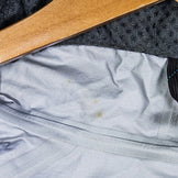 Montbell Storm Cruiser 夹克，男款 L 码，红色。尼龙外套，防雨外套，GORE-TEX 3L（三层）