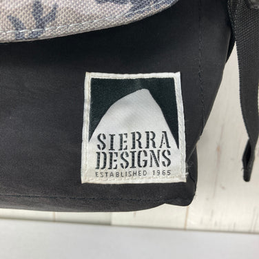 【OneSize ブラック系】 Sierra Designs ( シエラデザイン ) カモフラージュ ショルダーバッグ Camouflage Shoulder Bag グレーカモ バッグ ストレージ ショルダーバッグ z00061425 グレーカモ ショルダーバッグ