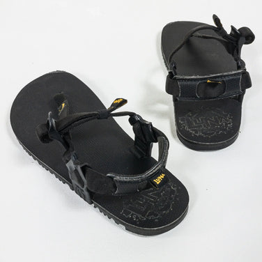 【Unisex 25.0cm ブラック系】 Luna Sandals ( ルナサンダル ) オソフラコ ウィングド エディション Oso FLACO Winged Edition フットウェア サンダル z00050363 サンダル フットウェア - 【公式】2ndGEAR（セカンドギア）Webショップ【登山用品・アウトドア用品専門 買取販売店】