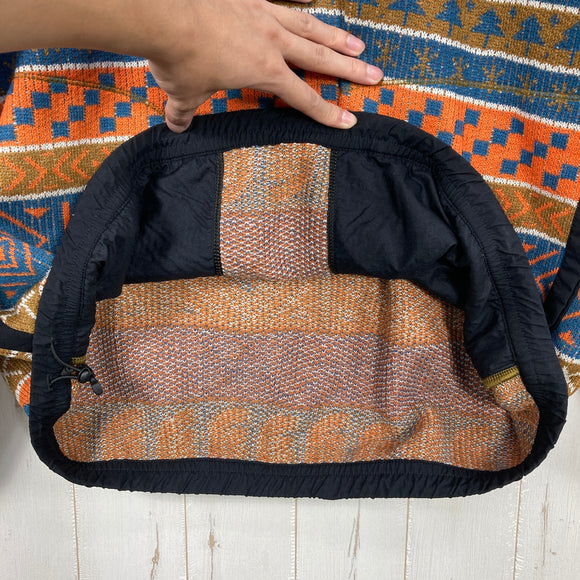 【Unisex L オレンジ系】 The North Face ( ザ・ノースフェイス ) ノルディック ハーフ ドーム セーター Nordic Half Dome Sweater ヘリテージオレンジ / マラードブルー ノルディック柄 ジャカードニット 静電ケア ポ