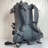 均码，黑色 Arcteryx Snoyo 2000（已停产，难觅踪影）。加拿大制造。收纳背包。容量：30升-54升。产品编号：z00052922。