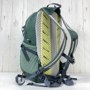 【OneSize グリーン系】 Jackwolfskin ( ジャックウルフスキン ) バック レングス ST Back Length ST			 ナイロン バッグ ストレージ バックパック デイパック 容量【～29L】 z00059276  デイパック 容量【～2