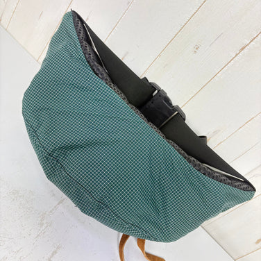 【OneSize グリーン系】 2001 Gregory ( グレゴリー ) テールメイト S Tail Mate S Micro Spectra Green 生産終了モデル 入手困難 マイクロスペクトラ グリーン バッグ ストレージ ウエストバッグ ヒップパック