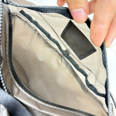 【OneSize ブラウン系】 Rawlow Mountain Works ( ロウロウマウンテンワークス ) ナッツ パック Nuts Pack ダークオリーブ ナイロン バッグ ストレージ ショルダーバッグ z00054917 ダークオリーブ ショルダーバッグ